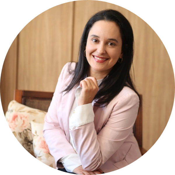 Dra. Luciana Gouveia CRM-MS 6582 RQE 4024/4506 é cardiologista em Dourados-MS